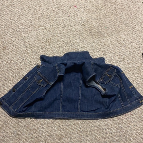 Cute jacket - Picture 3 of 3